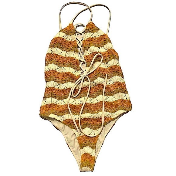 TULAROSA Revolve Rocky Barnes Walker Crochet One Piece Swimsuit Size Small - Picture 3 of 11